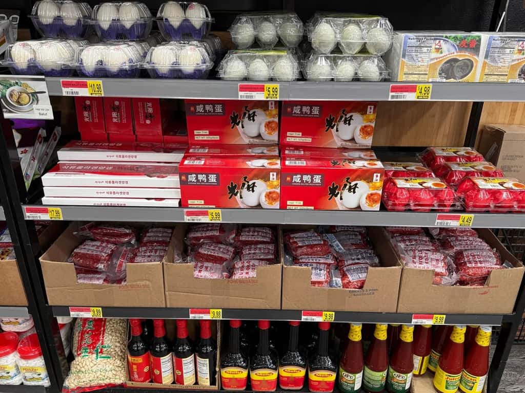 Asian Market La Sorpresa Barata storefront in Escondido